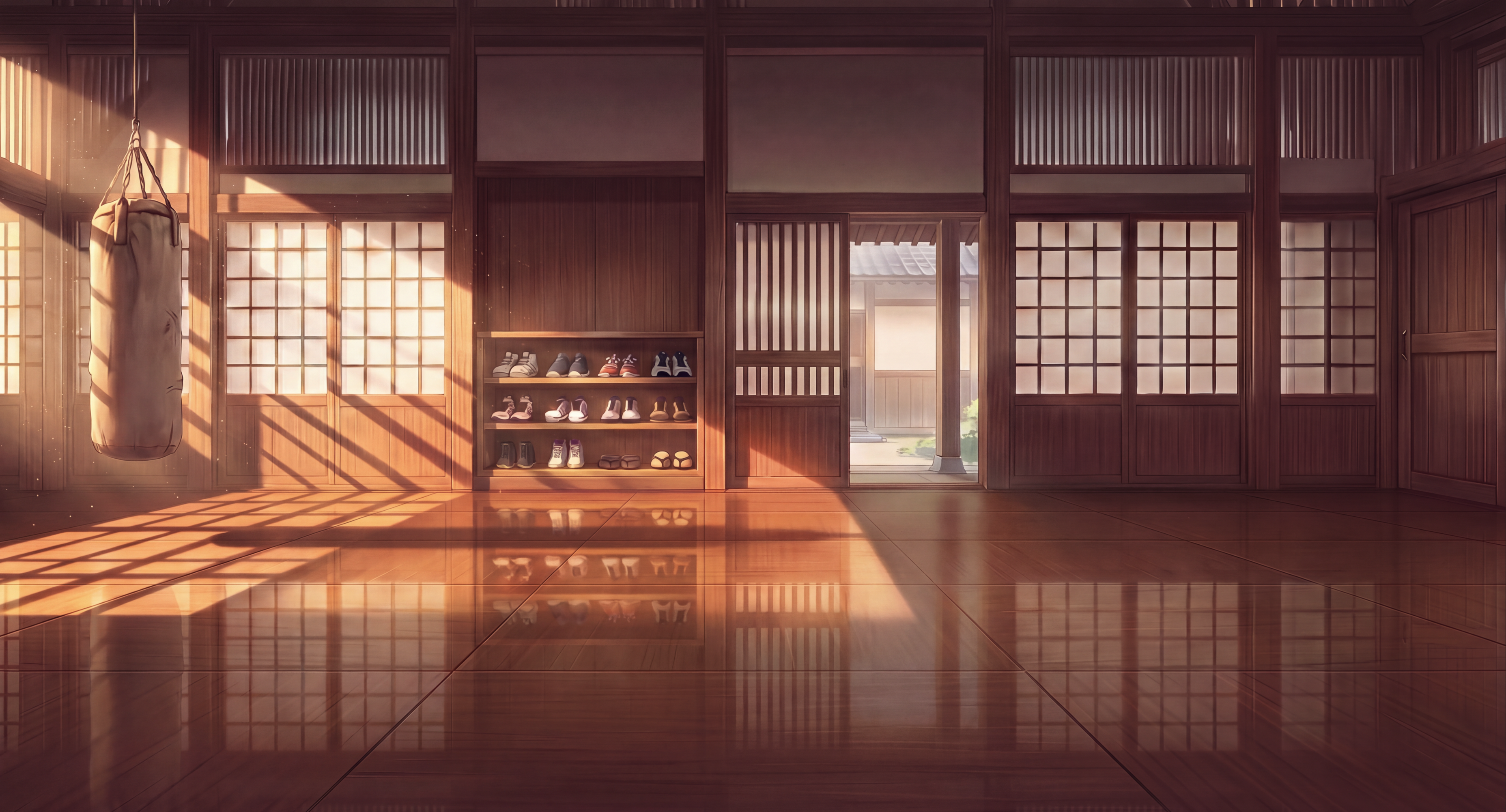 Leeres Dojo im Abendlicht